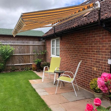 Вилла The Old Staddles Annex Ludgershall  Экстерьер фото