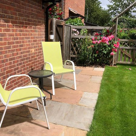 Вилла The Old Staddles Annex Ludgershall  Экстерьер фото